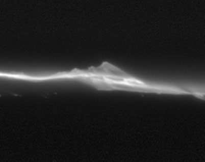 Nah-Aufnahme von Saturns F-Ring, der vermutlich ungewöhnlichste und dynamischeste Ring im Sonnensystem ist
