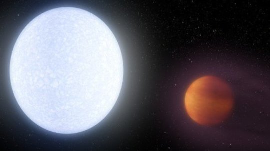 Künstlerische Darstellung des Sterns KELT-9 und seines sehr heißen Planeten KELT-9b.