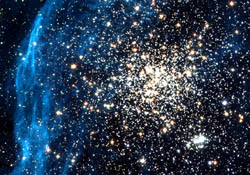 Kugelsternhaufen NGC 1830 in der Großen Magellanischen Wolke