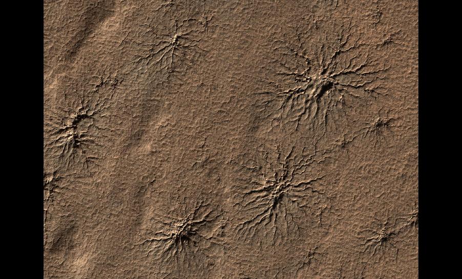 Die radialen Strukturen auf dem Mars