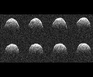 Eine Sequenz von Radarbildern des Asteroiden 1999 RQ36