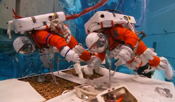 Astronauten bei der Arbeit