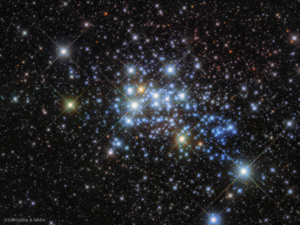 Der Massereiche Sternhaufen Westerlund 1. Credit: ESA/Hubble & NASA.