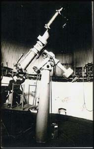 Walter Jaschek am Heliometer der Kuffner Sternwarte. Aufnahme: Norbert Fiala